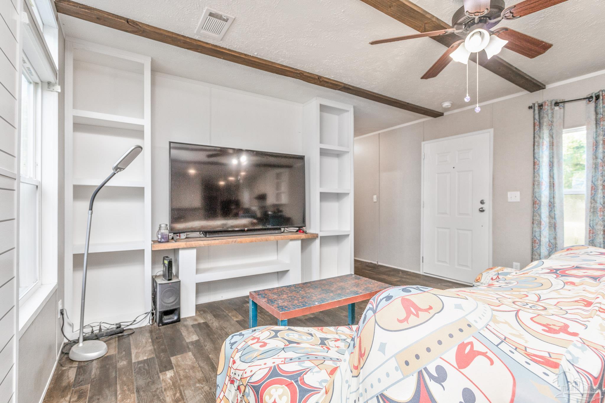 9861 Jeno Road Milton, FL 32583 - Photo 4 of 29 Gallery Image 4