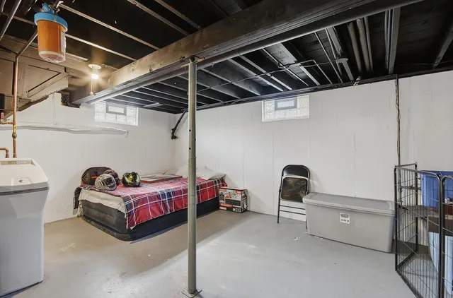 $240,000 | 5155 West Main Street, Monee, IL 60449