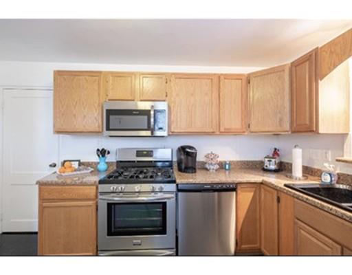 25 Amore Road Springfield, MA 01109 - Photo 4 of 17 Gallery Image 4