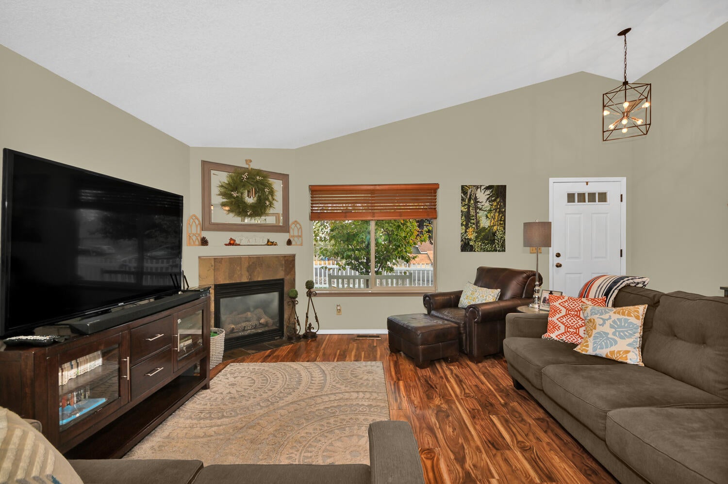 63317 Vogt Road Bend, OR 97701 - Photo 12 of 28 63317 Vogt Rd-15