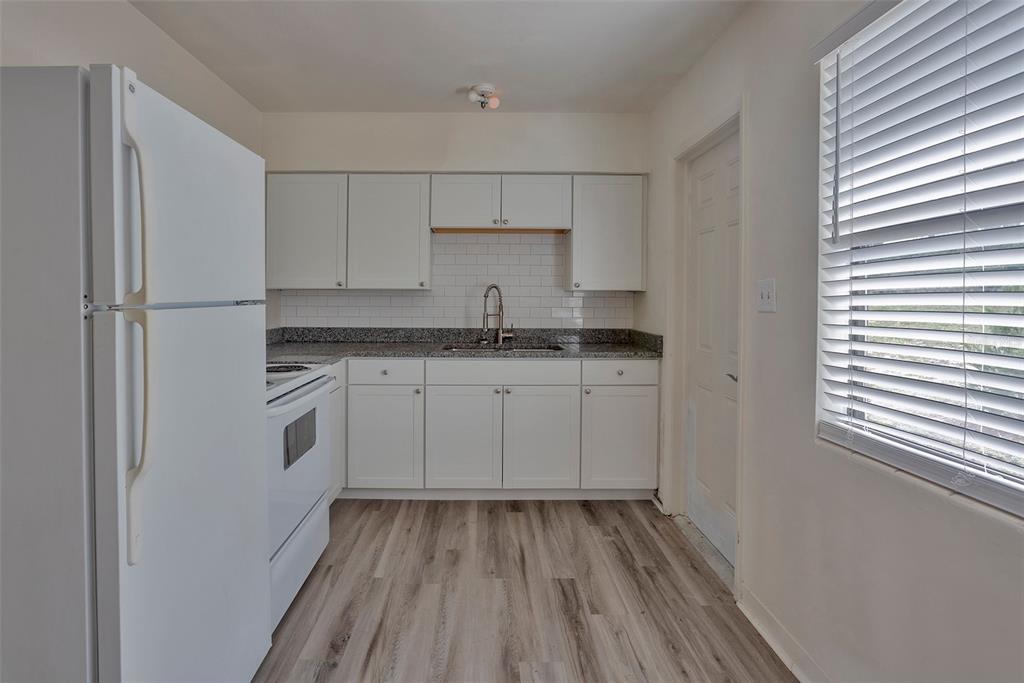 1102 Sunset Point Road Clearwater, FL 33755 - Photo 30 of 37