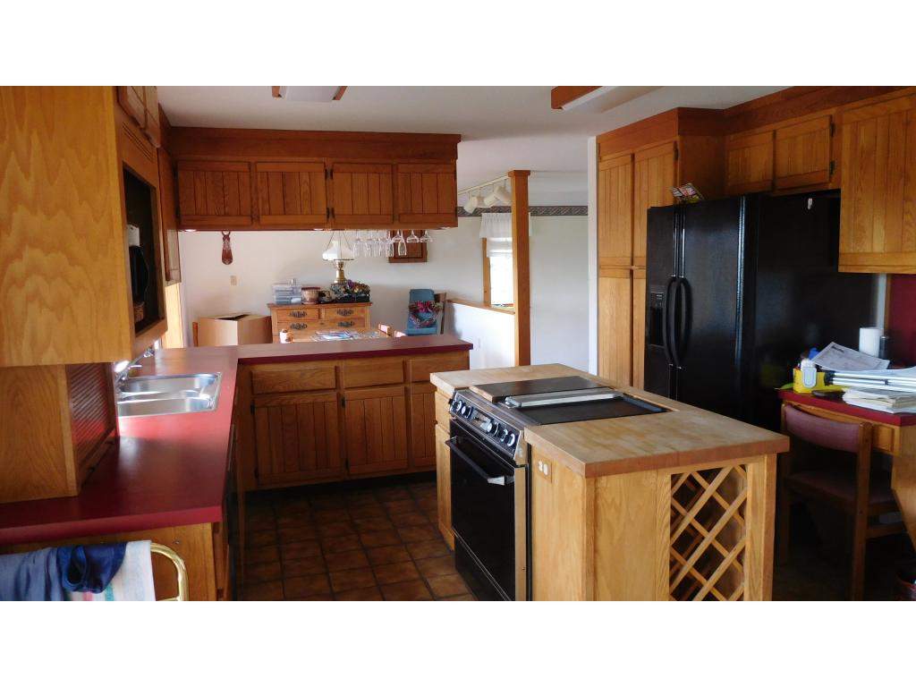 705 Oxbow Road Hinsdale, NH 03451 - Photo 15 of 27