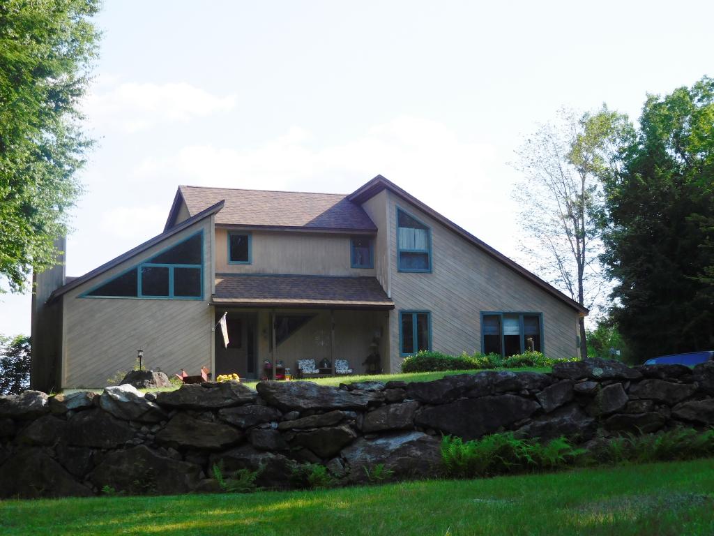 705 Oxbow Road Hinsdale, NH 03451 - Photo 7 of 27
