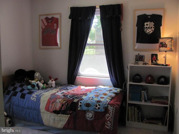 9707 Dilston Road Silver Spring, MD 20903 - Photo 15 of 24 Bedroom #2