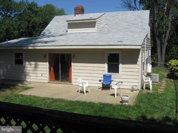 9707 Dilston Road Silver Spring, MD 20903 - Photo 6 of 24 Deck
