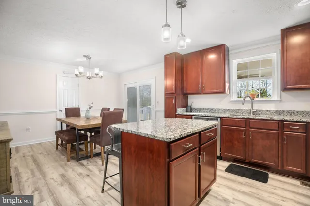 $475,000 | 8515 Foundry Run Drive, Fredericksburg, VA 22408