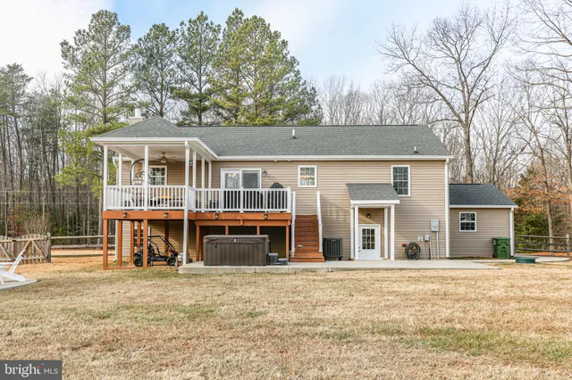 $475,000 | 8515 Foundry Run Drive, Fredericksburg, VA 22408
