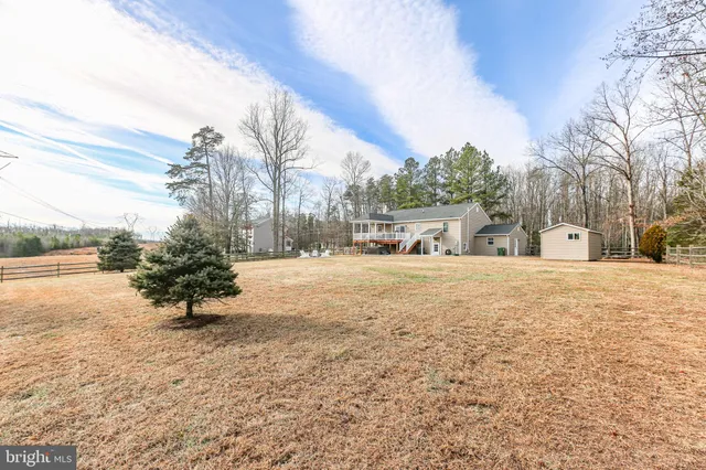 $475,000 | 8515 Foundry Run Drive, Fredericksburg, VA 22408