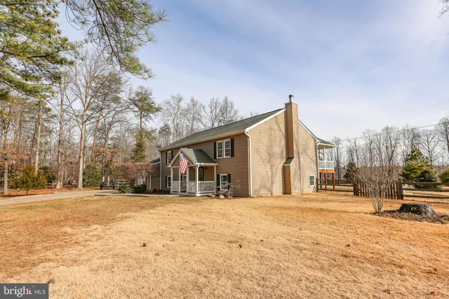 $475,000 | 8515 Foundry Run Drive, Fredericksburg, VA 22408