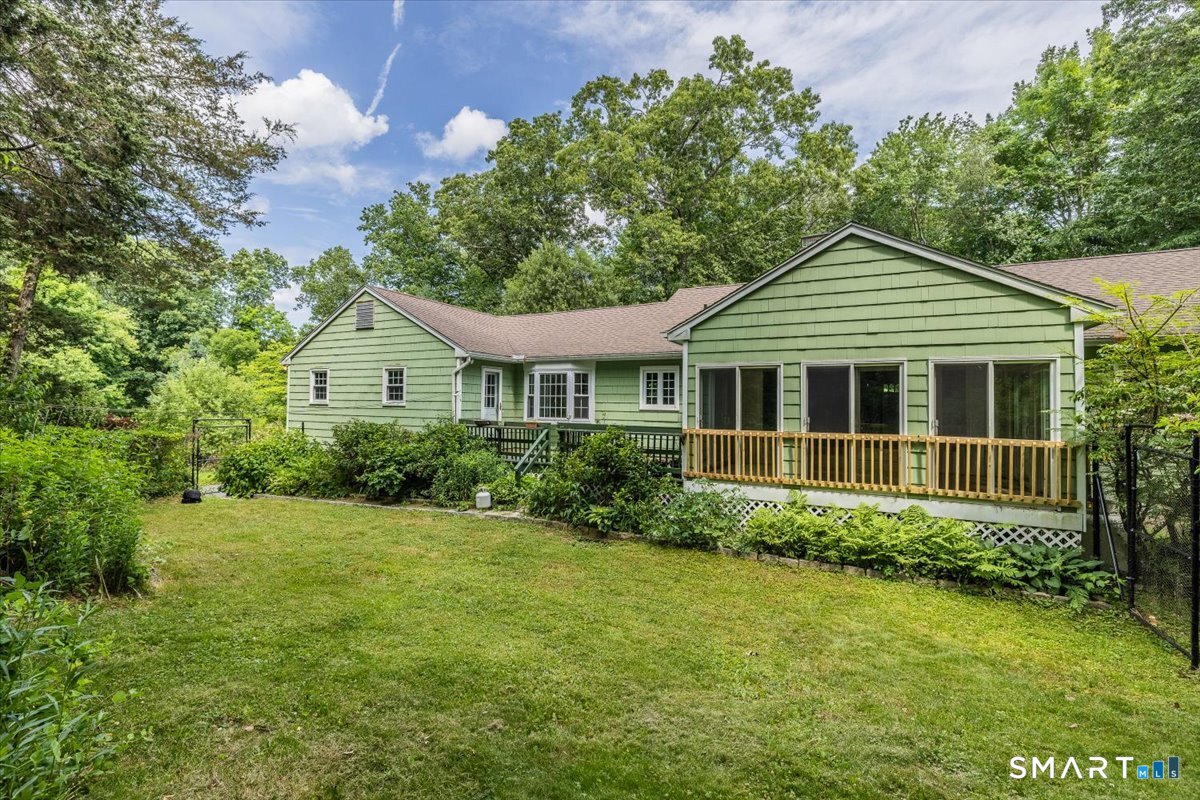 4 Twist Hill Road Newtown, CT 06470 - Photo 35 of 39