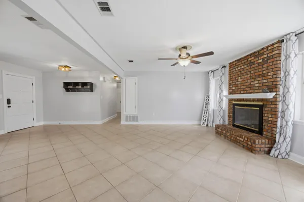 $525,000 | 157 Country Club Road, Shalimar, FL 32579