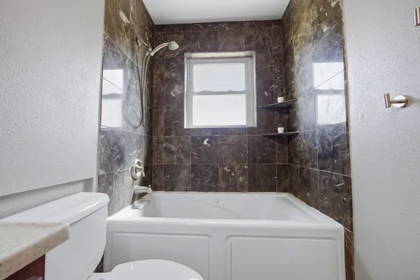 $525,000 | 157 Country Club Road, Shalimar, FL 32579