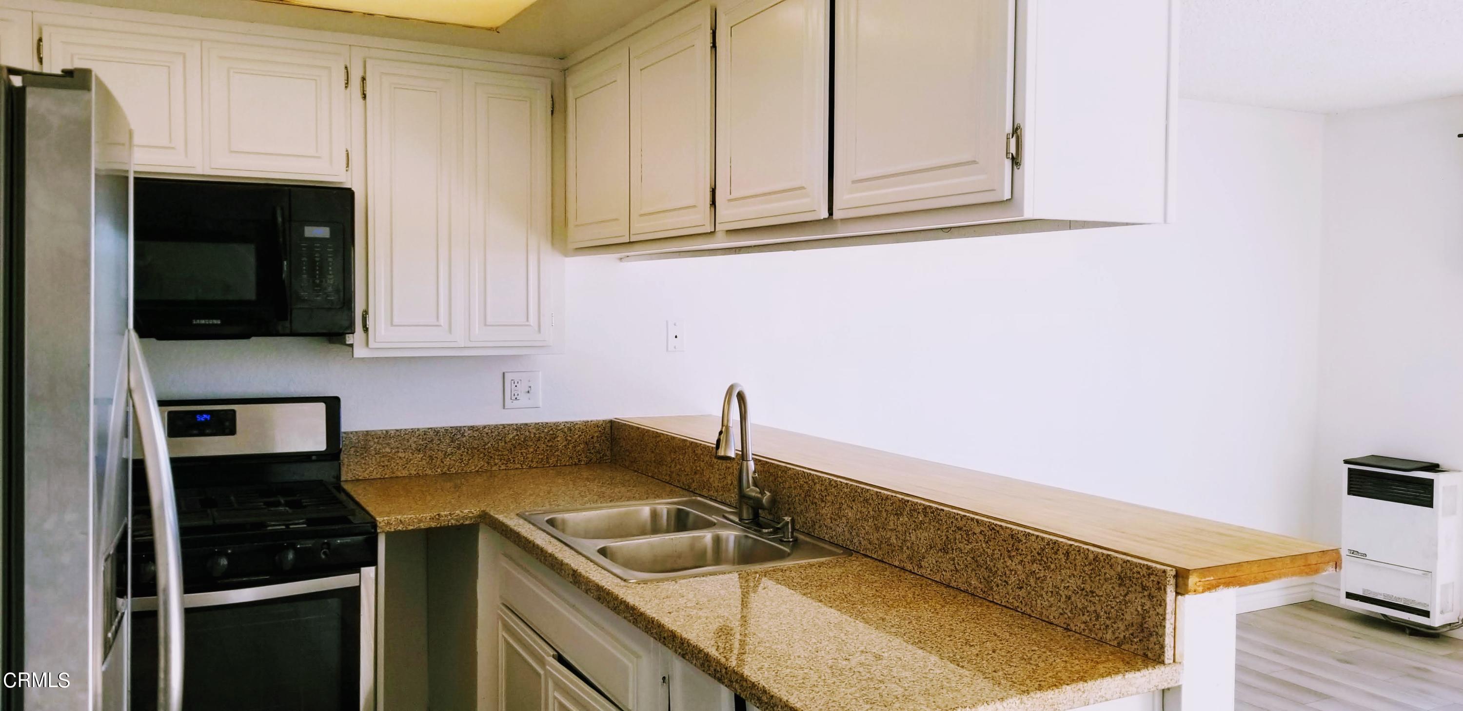 4580 Saviers Road Oxnard, CA 93033 - Photo 4 of 17 20210101_093024