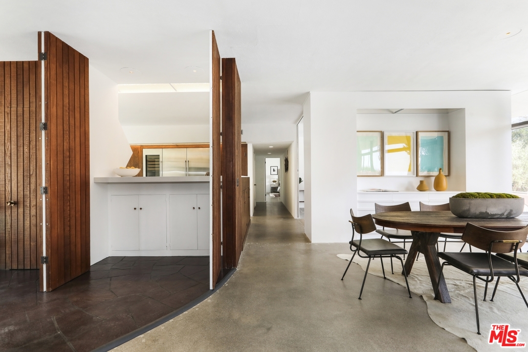 2105 Villa Heights Road Pasadena, CA 91107 - Photo 18 of 53