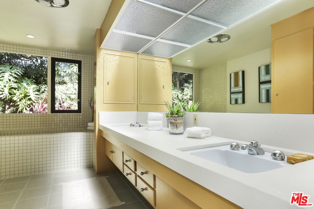 2105 Villa Heights Road Pasadena, CA 91107 - Photo 35 of 53