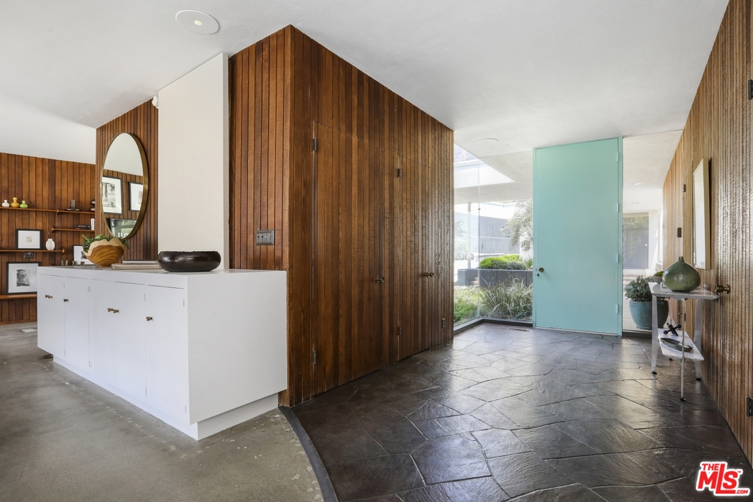 2105 Villa Heights Road Pasadena, CA 91107 - Photo 9 of 53