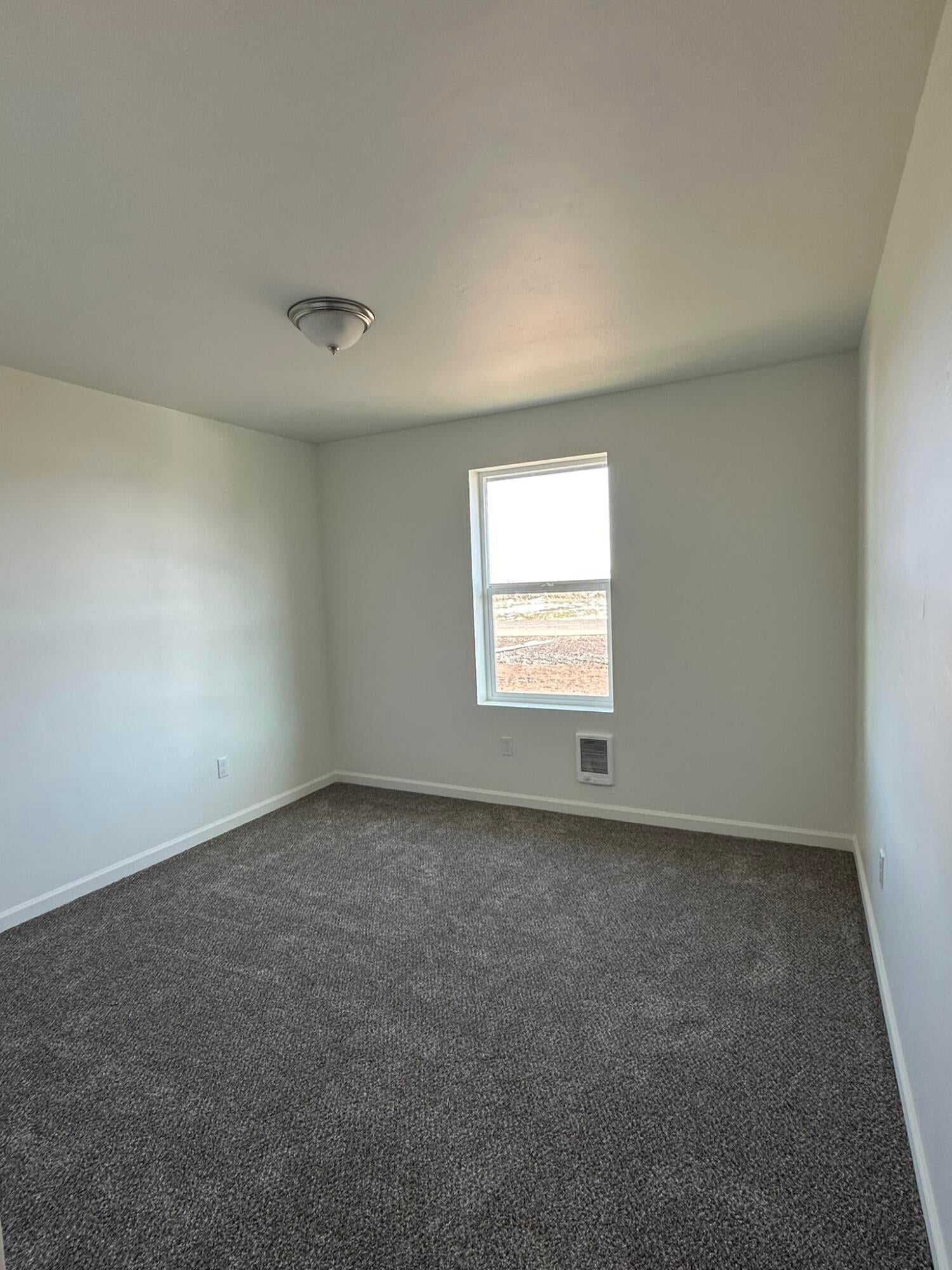 655 Scenic Loop Culver, OR 97734 - Photo 21 of 31 Bedroom 1