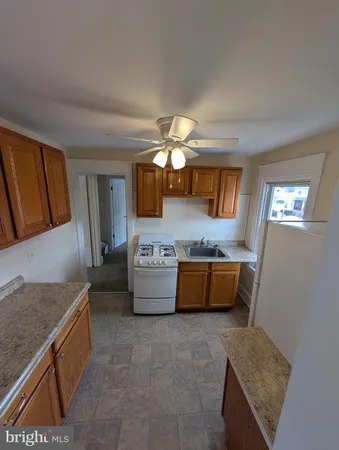 $1,745 | 30 West Roland Road, Brookhaven, PA 19015