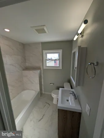 $1,745 | 30 West Roland Road, Brookhaven, PA 19015
