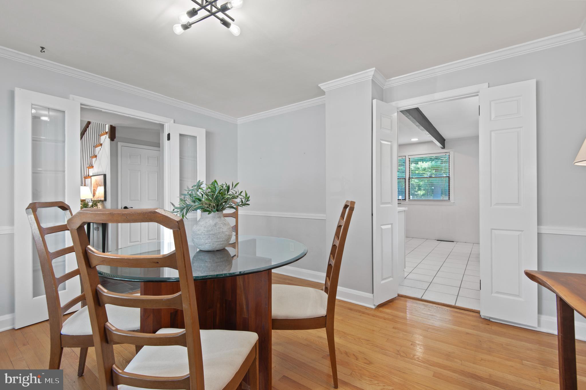 264 East Padonia Road Cockeysville, MD 21030 - Photo 8 of 49 Dining Room off of Kitchen