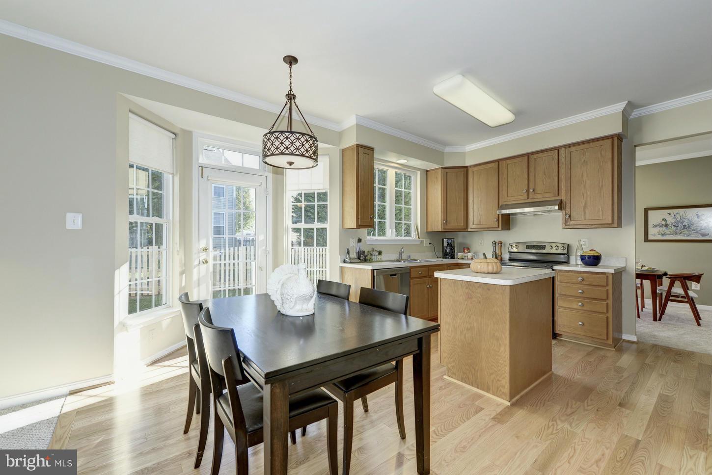 14007 Falconcrest Road Germantown, MD 20874 - Photo 11 of 29 View of breakfast area and kitchen