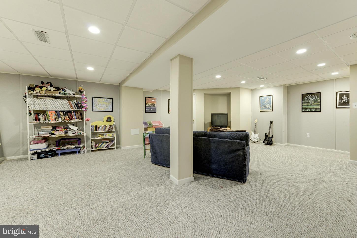 14007 Falconcrest Road Germantown, MD 20874 - Photo 25 of 29 Finished recreation room