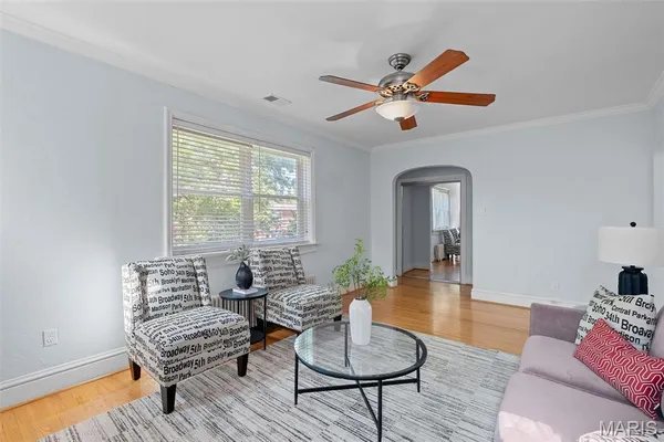 $425,000 | 7055 Dartmouth Avenue, University City, MO 63130