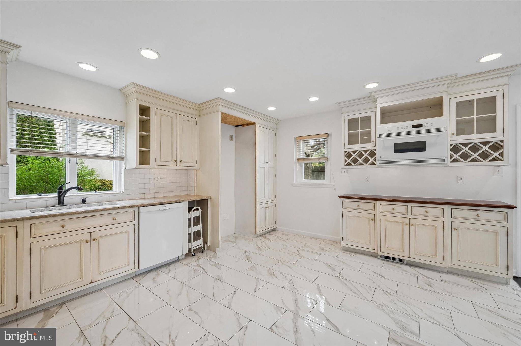 3 Hansen Court Narberth, PA 19072 - Photo 11 of 42