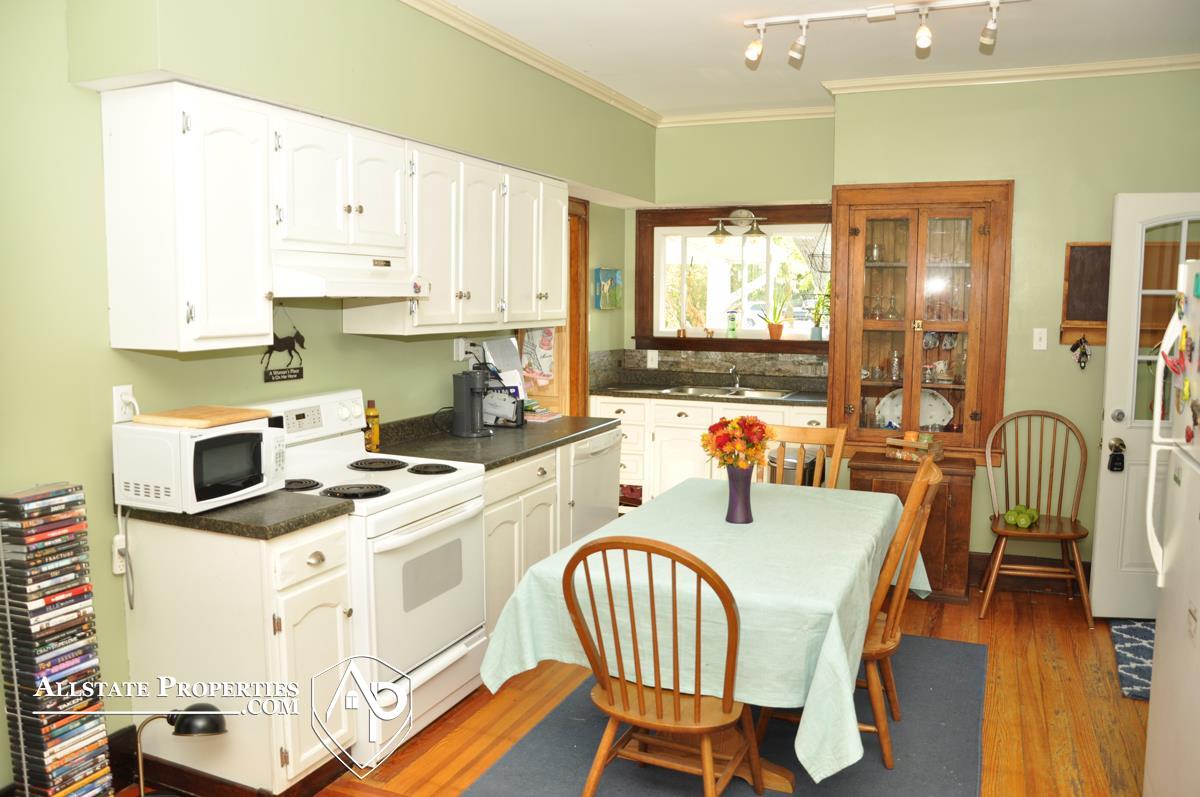 4379 North Seymour Road Flushing, MI 48433 - Photo 7 of 38 50026241-6.JPG