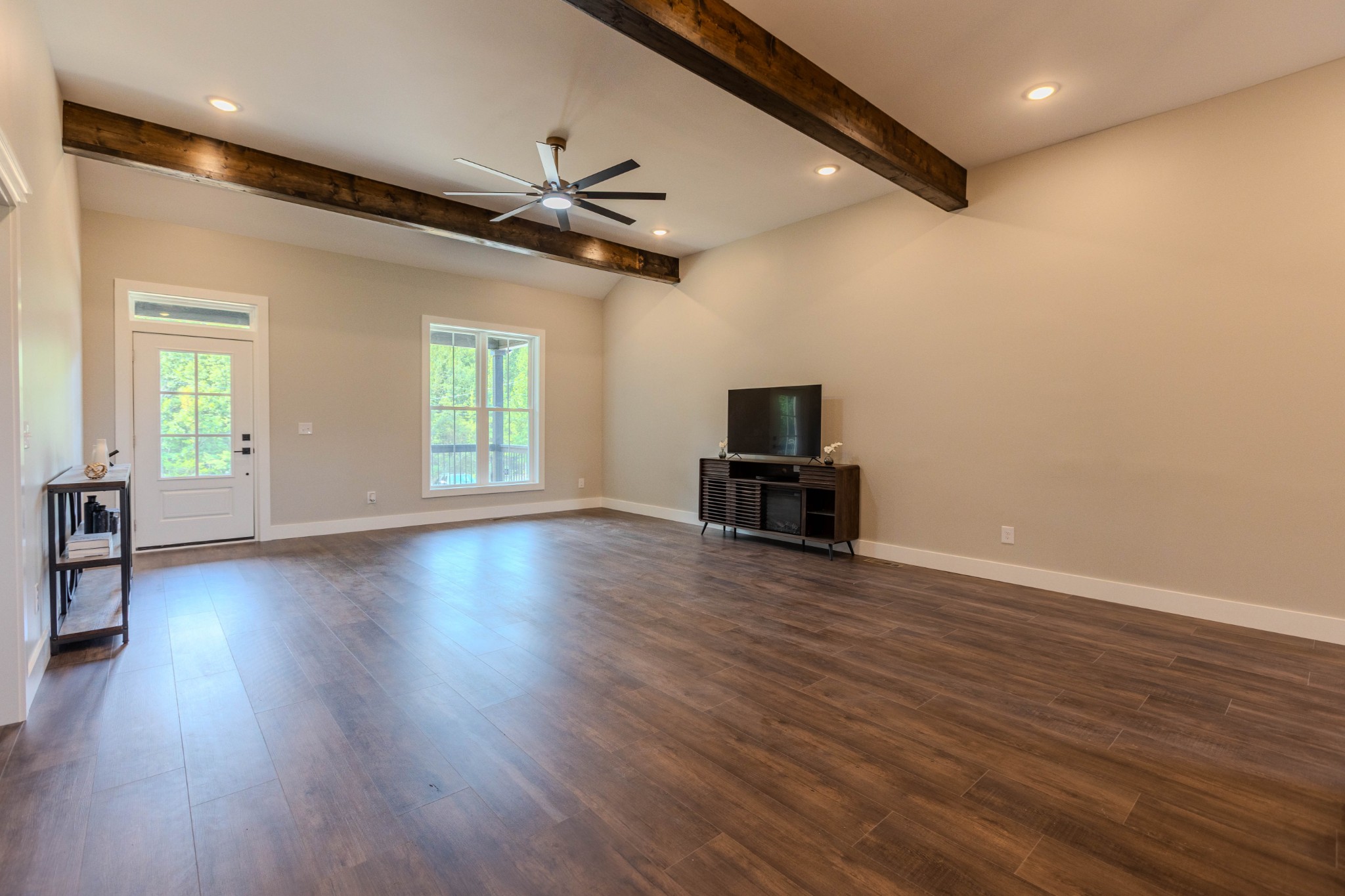1236 Lowery Road Walling, TN 38587 - Photo 6 of 38 Gallery Image 6