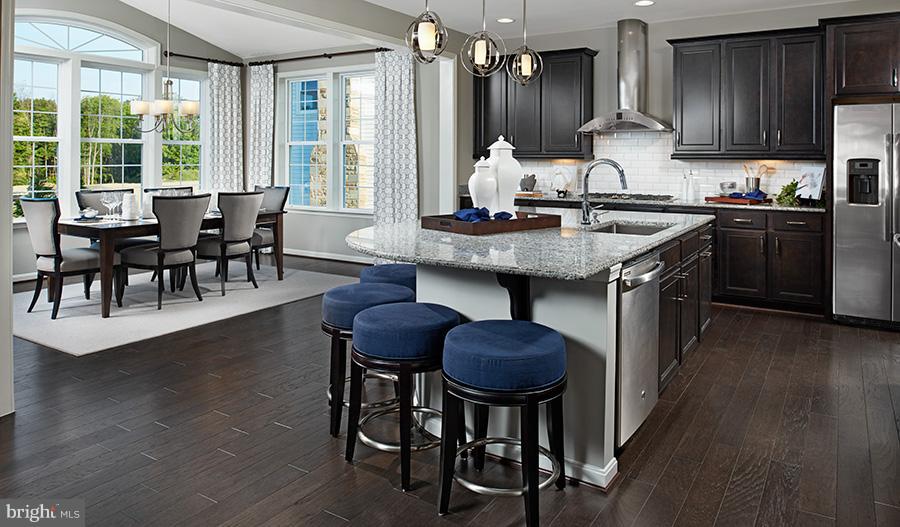 1458 Rolling Rd. Catonsville, MD 21228 - Photo 3 of 13 Kitchen