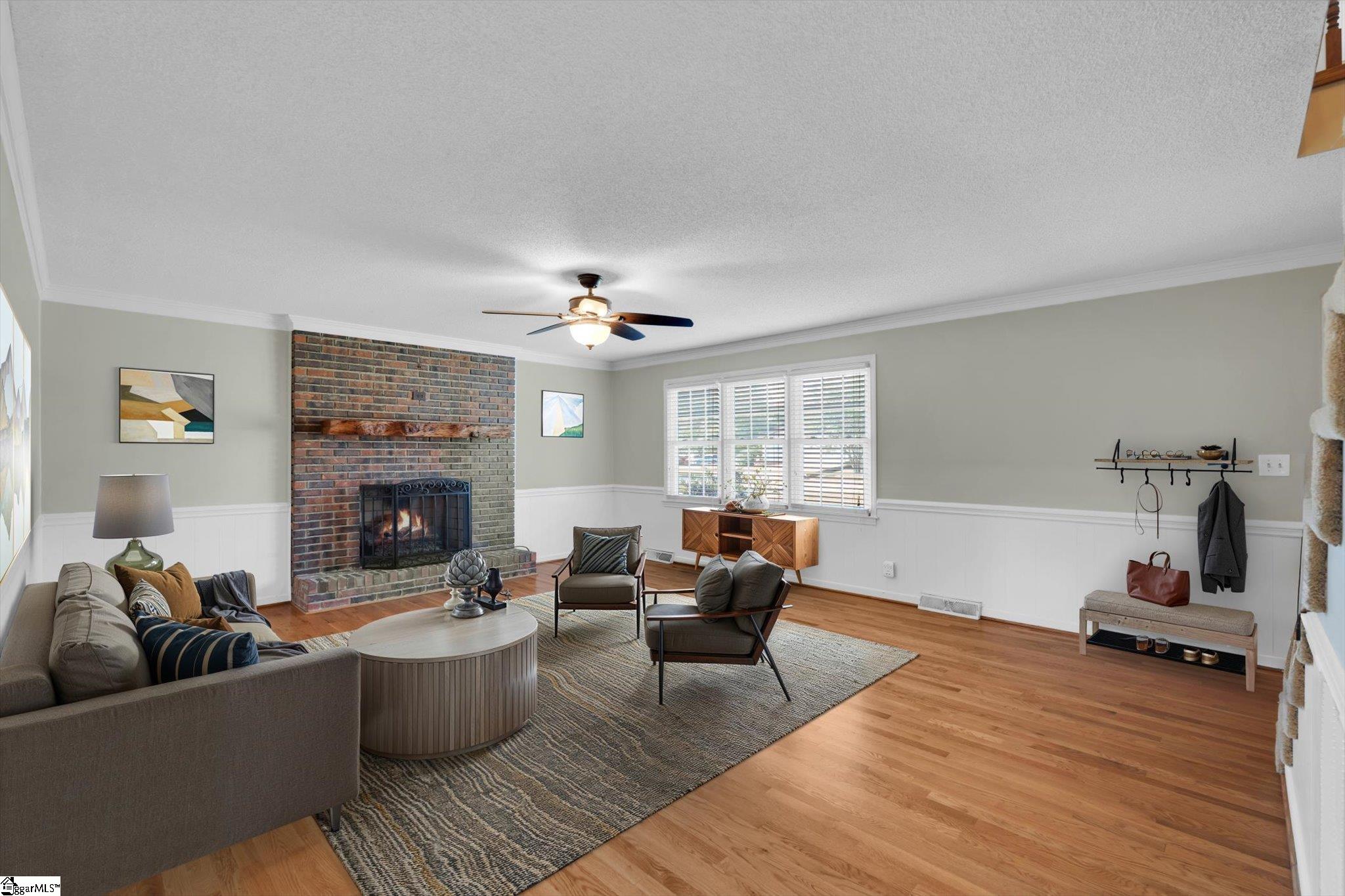 203 Huntington Road Easley, SC 29642 - Photo 2 of 31 Gallery Image 2