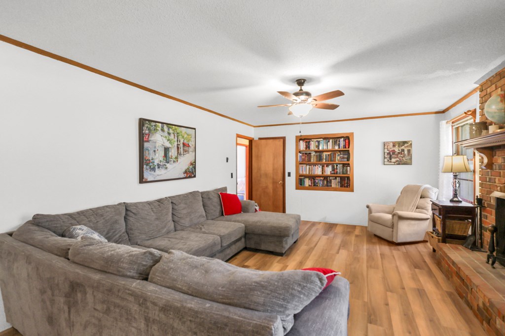 1620 Pinson Farm Road Belton, SC 29627 - Photo 15 of 28