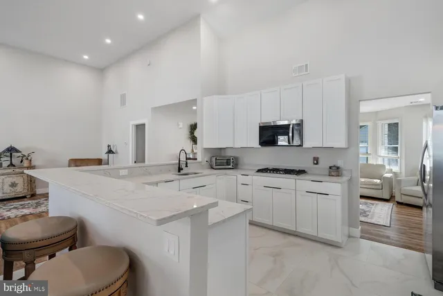 $650,000 | 148 Compass Road, Manahawkin, NJ 08050