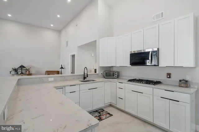 $650,000 | 148 Compass Road, Manahawkin, NJ 08050