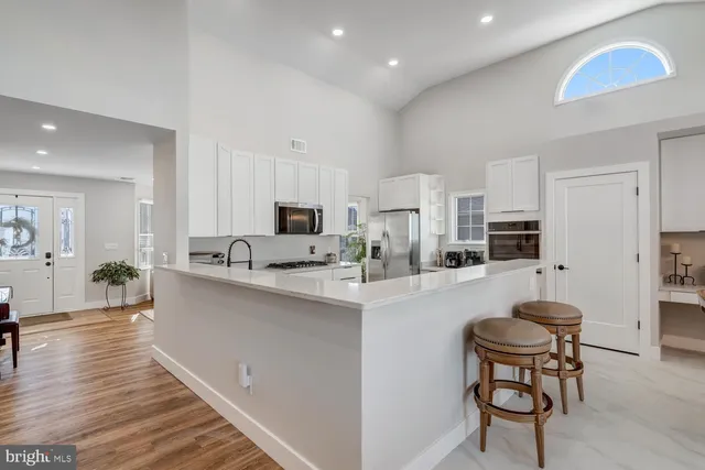 $650,000 | 148 Compass Road, Manahawkin, NJ 08050