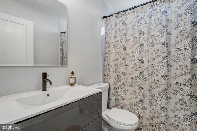 $650,000 | 148 Compass Road, Manahawkin, NJ 08050