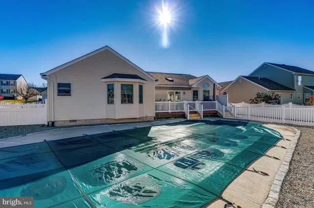 $650,000 | 148 Compass Road, Manahawkin, NJ 08050