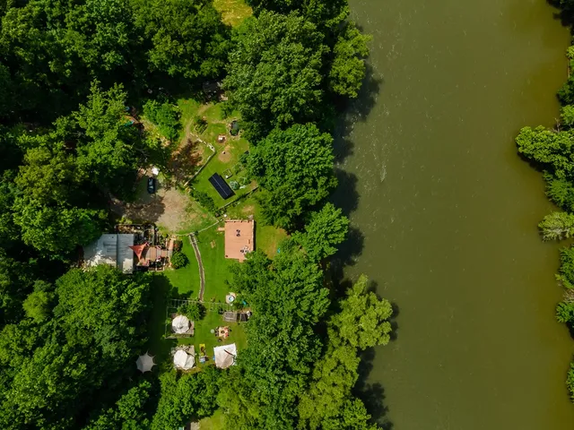 $949,900 | 5518 Highway 30, Benton, TN 37307