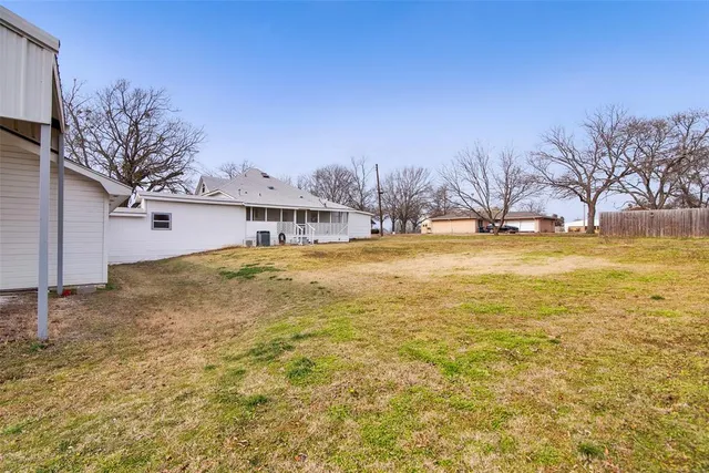 $279,900 | 404 North Blanton, Whitewright, TX 75491
