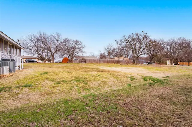 $279,900 | 404 North Blanton, Whitewright, TX 75491