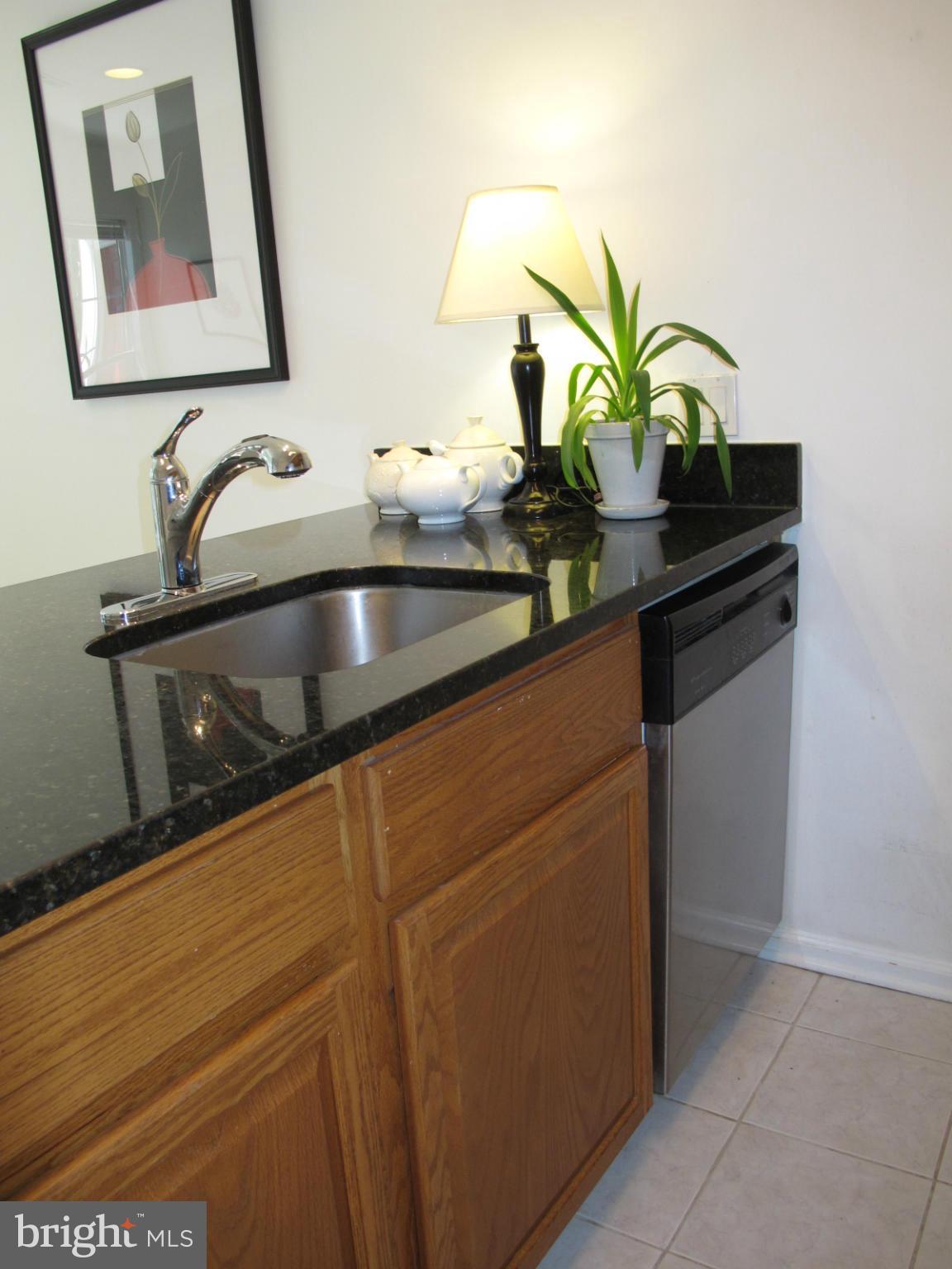 6008 Rabbit Hill Court Centreville, VA 20121 - Photo 4 of 30 Kitchen