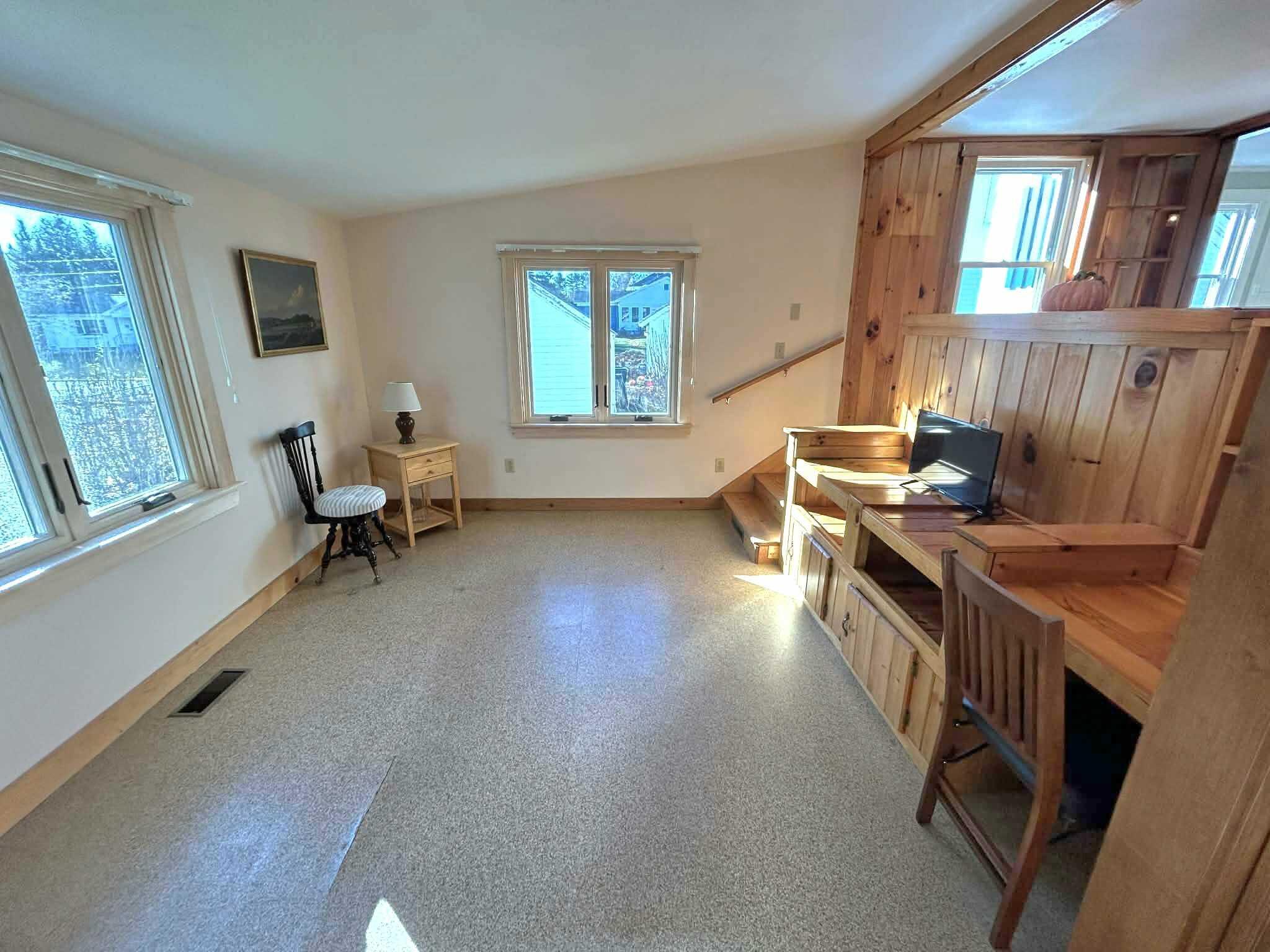 208 7th Street Bangor, ME 04401 - Photo 19 of 48 19