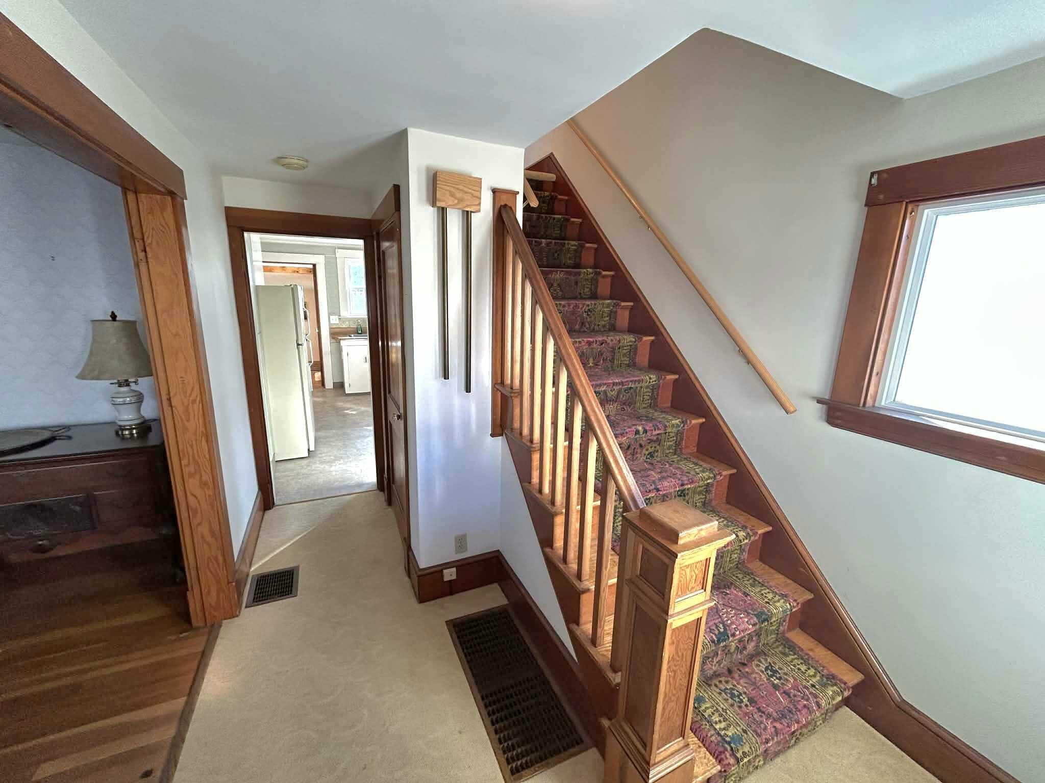 208 7th Street Bangor, ME 04401 - Photo 24 of 48 24