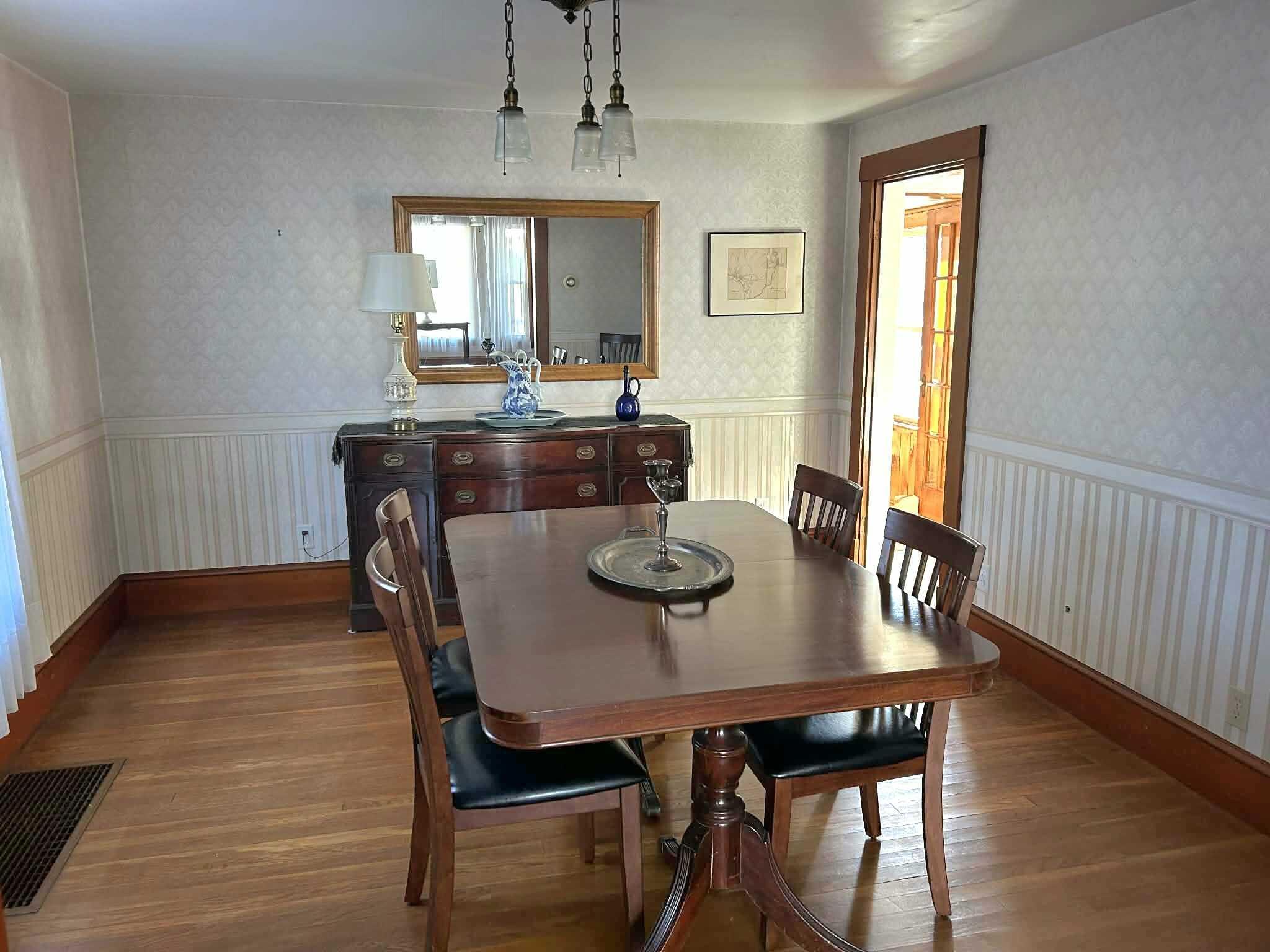 208 7th Street Bangor, ME 04401 - Photo 9 of 48 9