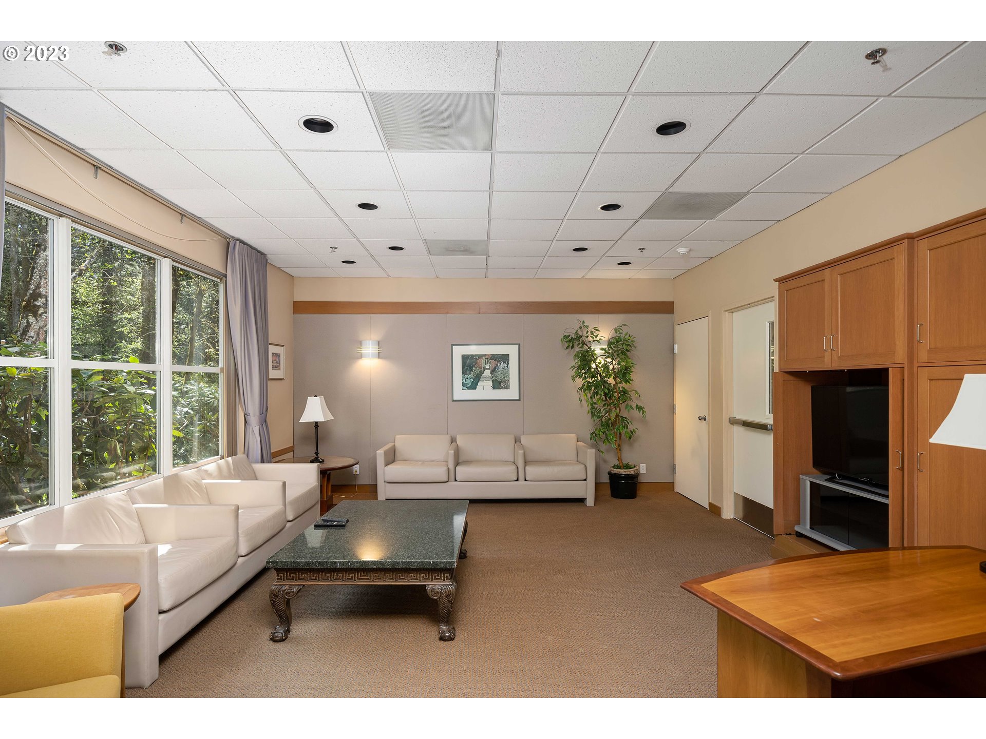6685 West Burnside Road, Unit 318 Portland, OR 97225 - Photo 24 of 35 Community Room