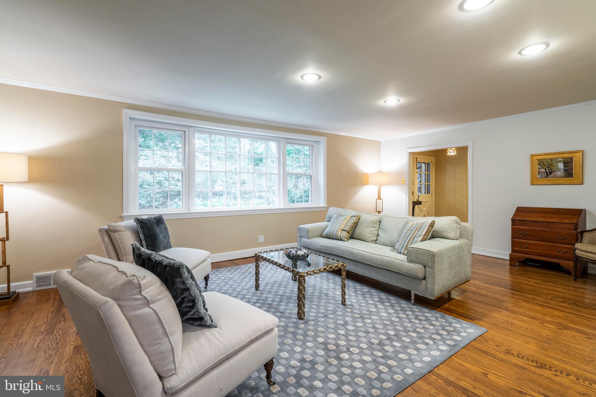 301 Custis Road Glenside, PA 19038 - Photo 7 of 39 Gallery Image 7