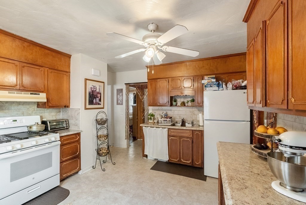 101-103 Draper Street Springfield, MA 01108 - Photo 7 of 20