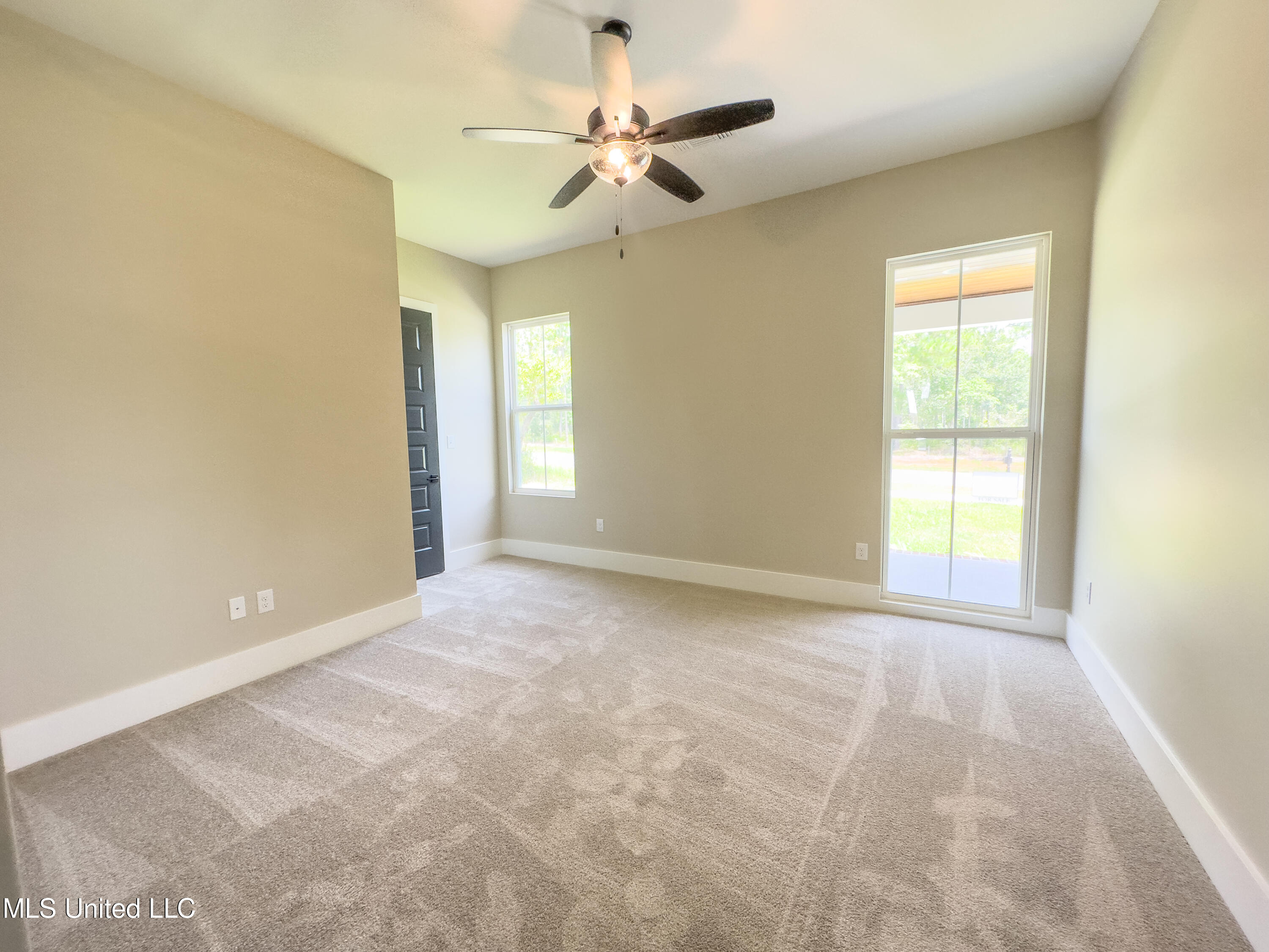 12487 Alphabet Road Gulfport, MS 39503 - Photo 42 of 63 guest bed down