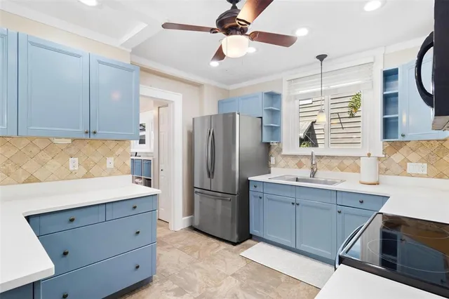 $895,000 | 304 21st Avenue North, St. Petersburg, FL 33704